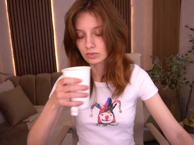 CuteeFoxy live cam on BongaCams
