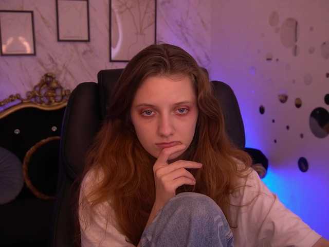 CuteeFoxy live cam on BongaCams