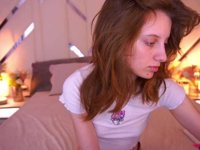 CuteeFoxy live cam on BongaCams