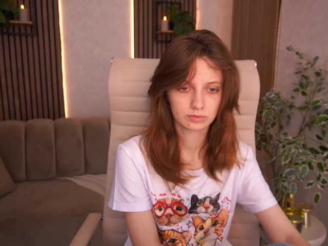 CuteeFoxy live cam on BongaCams