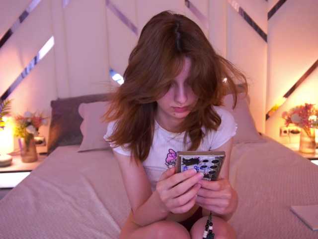 CuteeFoxy live cam on BongaCams
