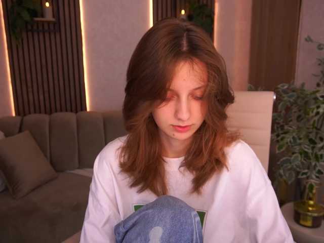 CuteeFoxy live cam on BongaCams