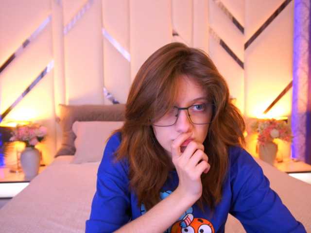 CuteeFoxy live cam on BongaCams