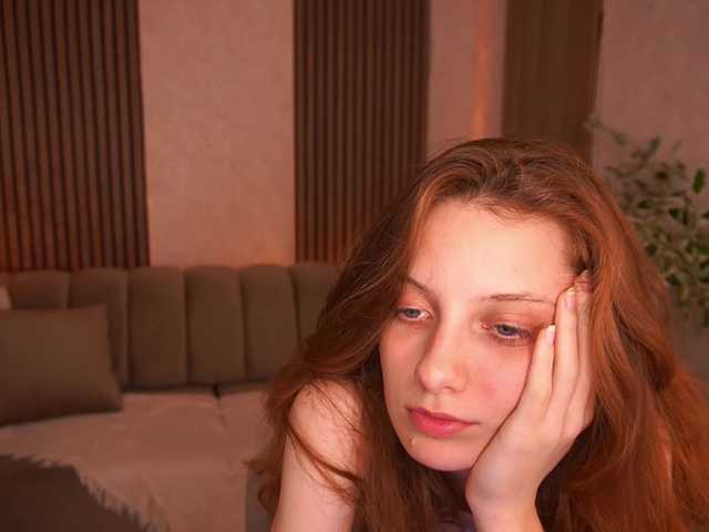 CuteeFoxy live cam on BongaCams