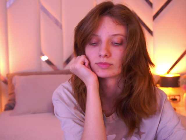 CuteeFoxy live cam on BongaCams