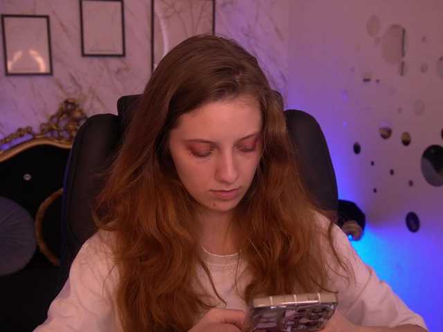 CuteeFoxy live cam on BongaCams
