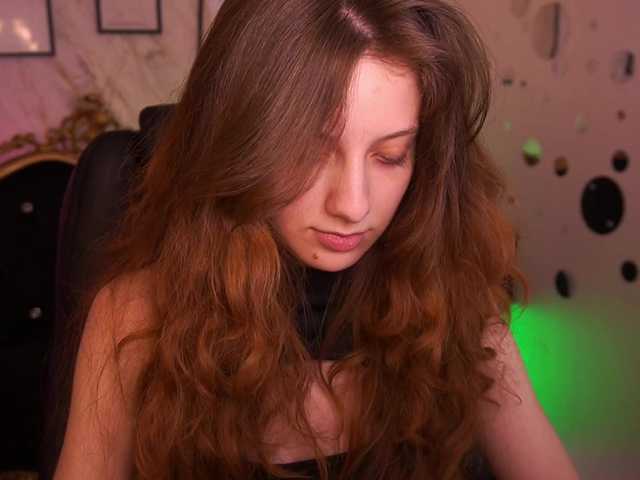 Cute E Foxy (CuteeFoxy)