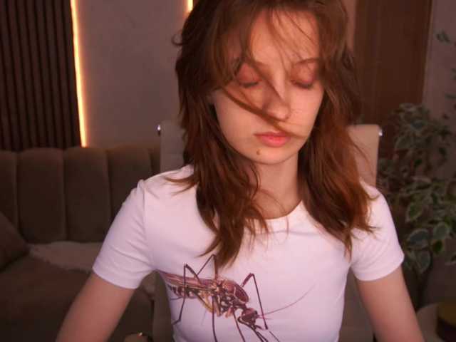 CuteeFoxy live cam on BongaCams