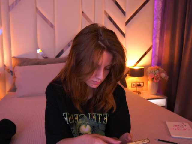 CuteeFoxy live cam on BongaCams