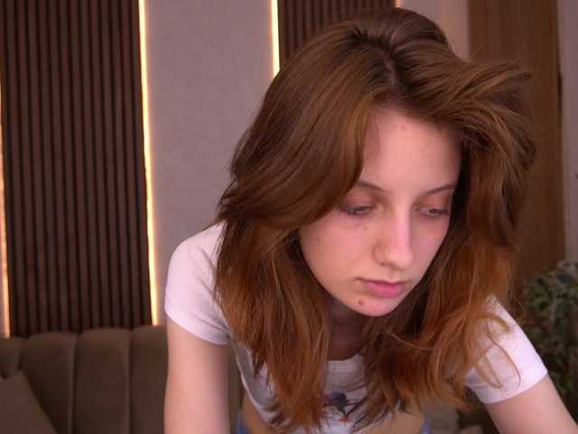 CuteeFoxy live cam on BongaCams