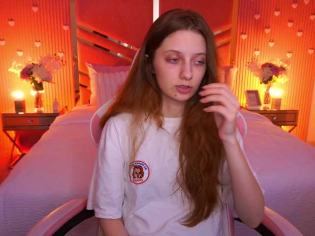 CuteeFoxy live cam on BongaCams