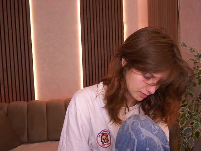 CuteeFoxy live cam on BongaCams