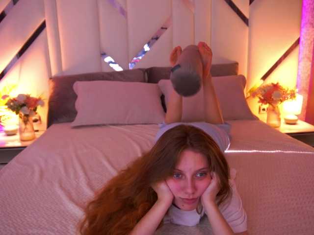 CuteeFoxy live cam on BongaCams