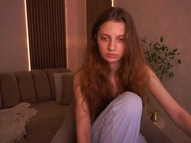 CuteeFoxy live cam on BongaCams