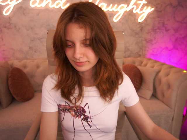 CuteeFoxy live cam on BongaCams