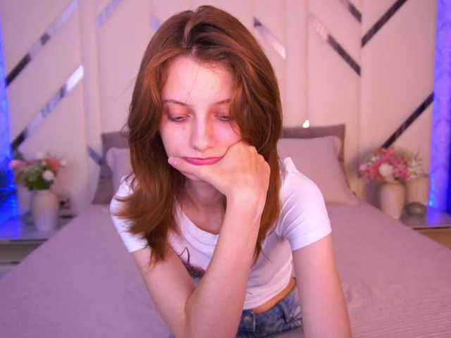 CuteeFoxy live cam on BongaCams