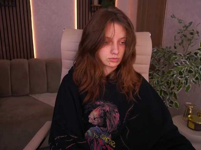 CuteeFoxy live cam on BongaCams