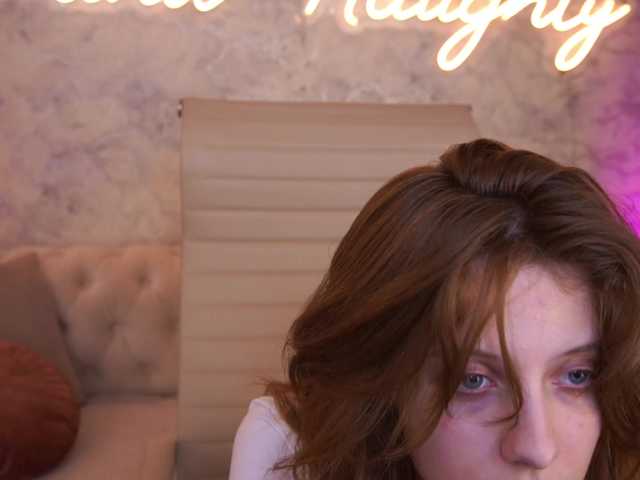 CuteeFoxy live cam on BongaCams