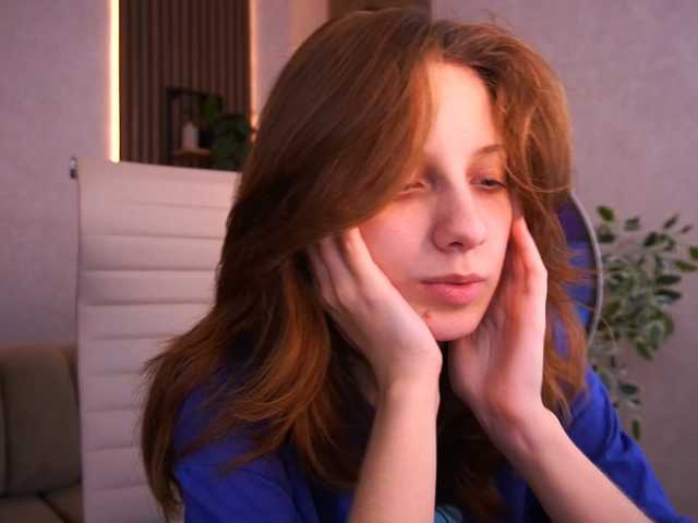 CuteeFoxy live cam on BongaCams