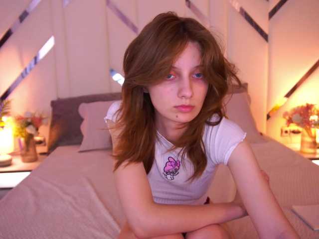 CuteeFoxy live cam on BongaCams