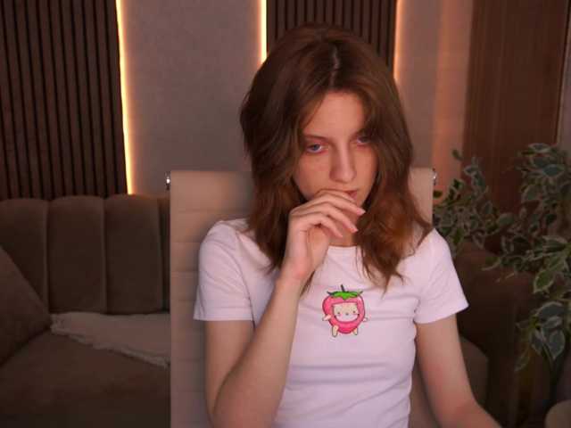 CuteeFoxy live cam on BongaCams