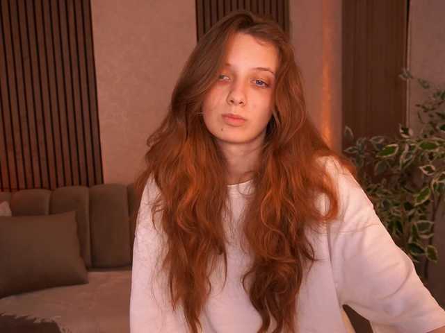 CuteeFoxy live cam on BongaCams