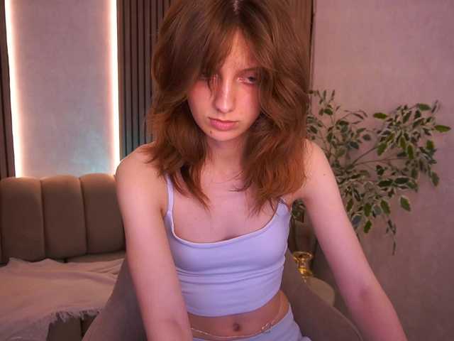 CuteeFoxy live cam on BongaCams