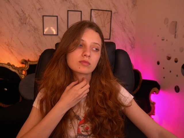 CuteeFoxy live cam on BongaCams