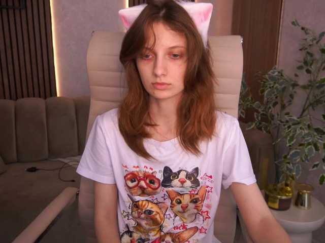 CuteeFoxy live cam on BongaCams