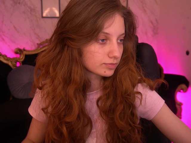 CuteeFoxy live cam on BongaCams