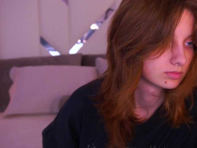 CuteeFoxy live cam on BongaCams