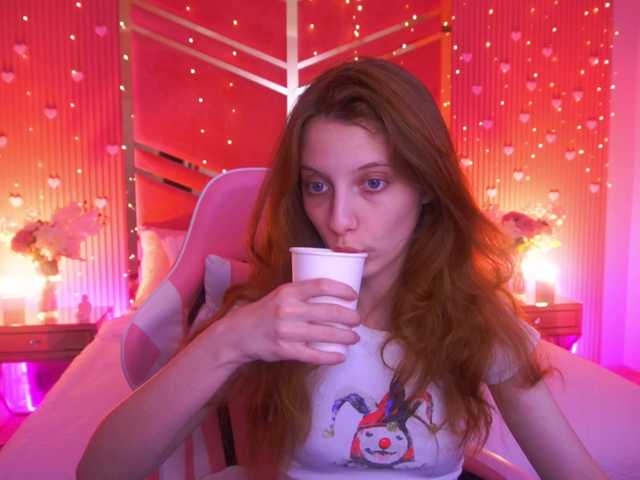 CuteeFoxy live cam on BongaCams