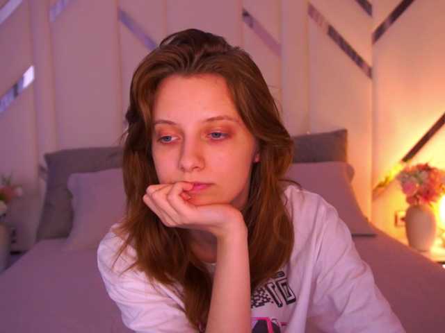 CuteeFoxy live cam on BongaCams