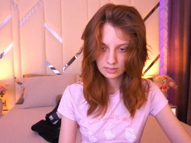 CuteeFoxy live cam on BongaCams