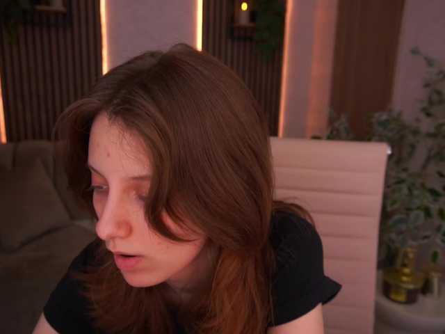 CuteeFoxy live cam preview
