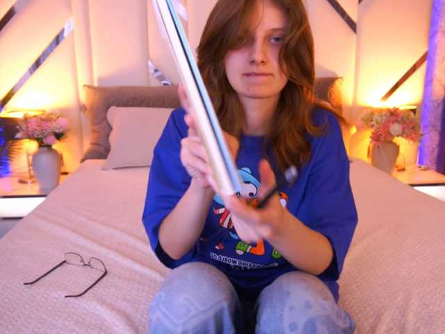 CuteeFoxy live cam on BongaCams