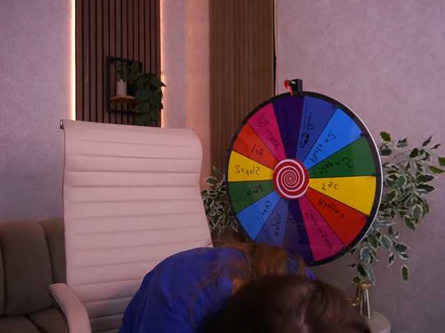 CuteeFoxy live cam on BongaCams
