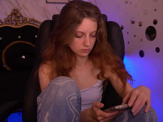 CuteeFoxy webcam