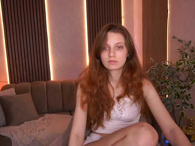 CuteeFoxy live cam on BongaCams