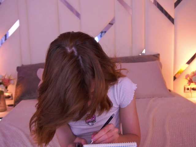 CuteeFoxy live cam on BongaCams