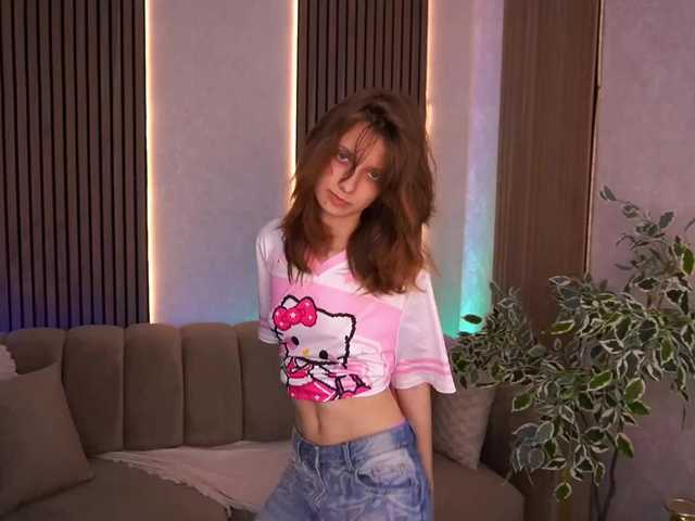 CuteeFoxy live cam on BongaCams