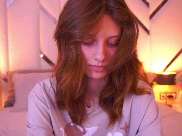 CuteeFoxy live cam on BongaCams