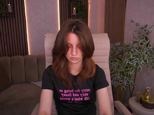 CuteeFoxy, en vivo ahora en BongaCams
