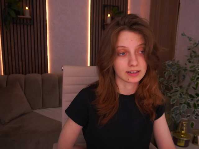CuteeFoxy live cam on BongaCams