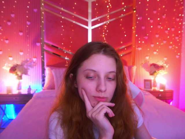 CuteeFoxy live cam on BongaCams