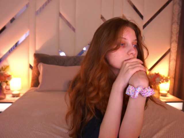 CuteeFoxy live cam on BongaCams
