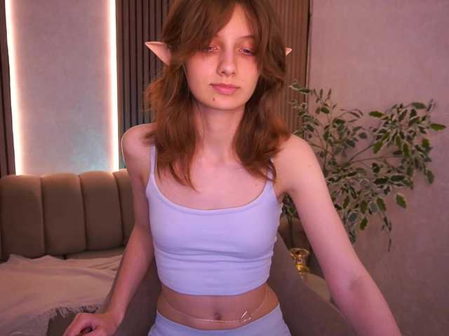 CuteeFoxy live cam on BongaCams