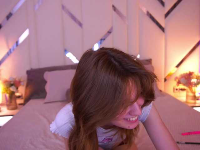 CuteeFoxy live cam on BongaCams