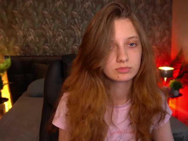 CuteeFoxy live cam on BongaCams