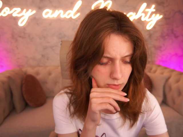 CuteeFoxy live cam on BongaCams